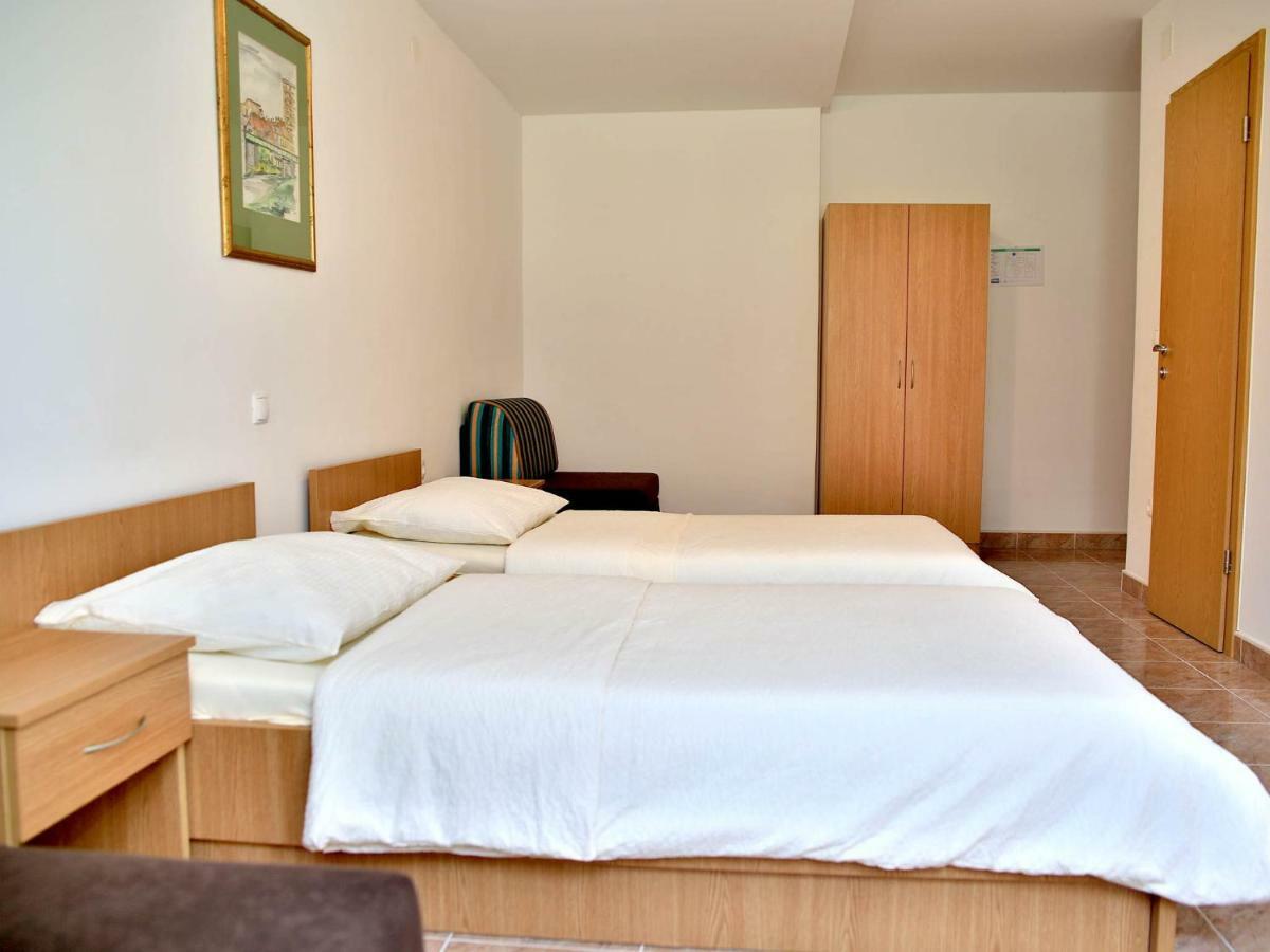 Motel Dobra Duga Resa Extérieur photo